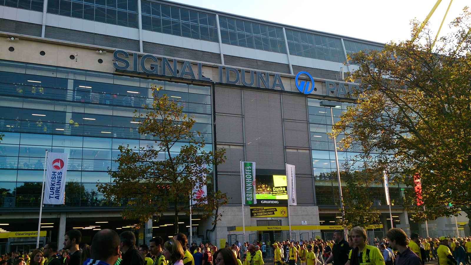 Signal Iduna park from outside